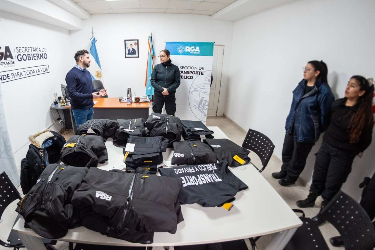 El Municipio entregó nuevo equipamiento a inspectores de transporte público y privado