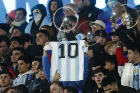 GettyImages-2233746479-740x416