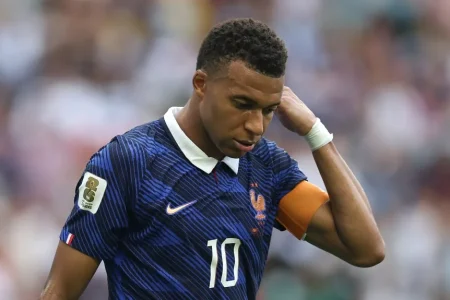 kylian-mbappe_w862