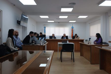 photo_4974623580171734007_y