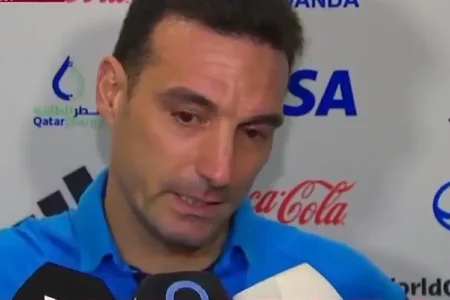 scaloni-emocionado