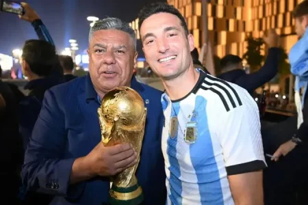 scaloni-y-chiqui-tapia-seleccion-argentina-jpg