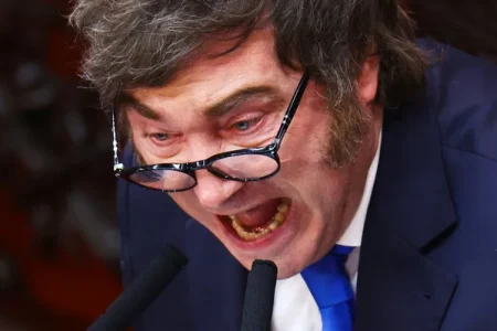 una-encuesta-asegura-que-solo-2-cada-10-argentinos-dicen-estar-mejor-la-asuncion-javier-milei