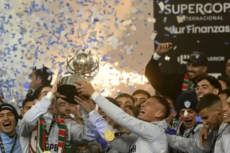 velez-campeon-de-la-supercopa-internacional_862x485